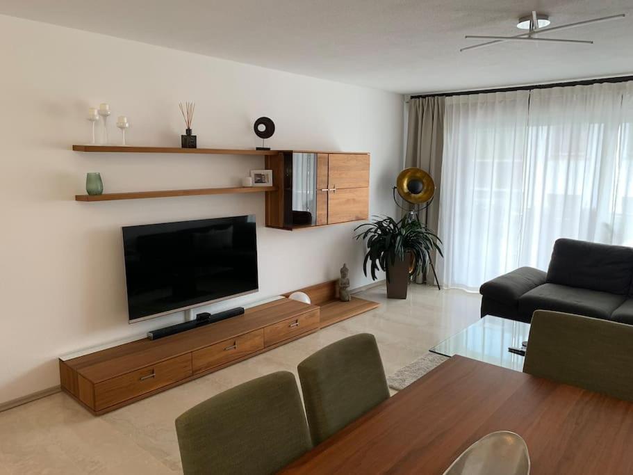 Moderne Ferienwohnung In Bester Lage! Bad Herrenalb Exterior foto
